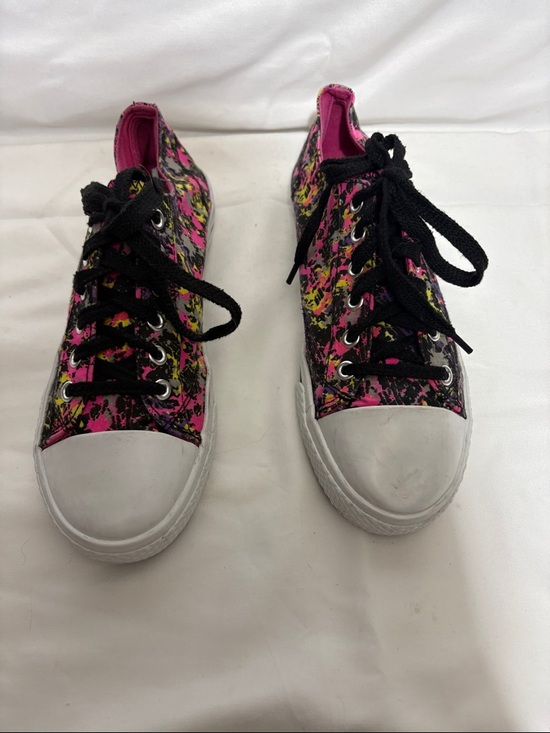 Airwalk Shoes - Airwalk Pink Black Yellow Paint-Splatter Low-Top Sneakers